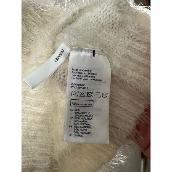 H&M Fuzzy Chevron Knit Sweater Soft Pullover SIZE 8-10Y LARGE Eyelash Knit Cozy - Picture 2 of 4